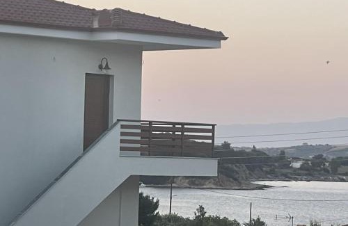 Aristotelis Apartment | seaandolive