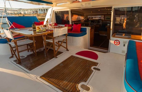 Lisbon Boat Rental | Seabar Catamaran