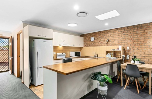 Urangan House | Seabatical on Cypress - Holiday by the Sea