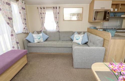 Wittering House | Seabreeze Cottage