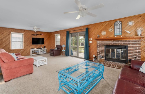 Brigands' Bay House | Seaclusion | Soundside | Brigands Bay | Frisco | Sleeps 6