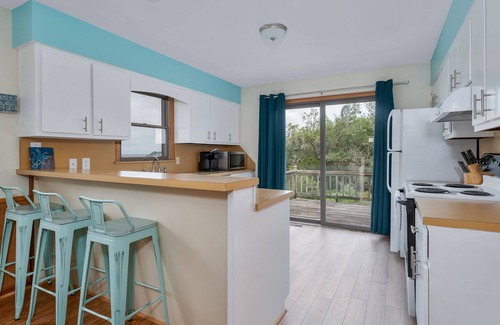 Brigands' Bay House | Seaclusion | Soundside | Brigands Bay | Frisco | Sleeps 6
