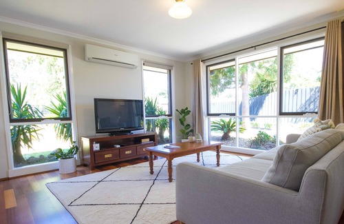 Seaford House | Seaford Seaside Escape.