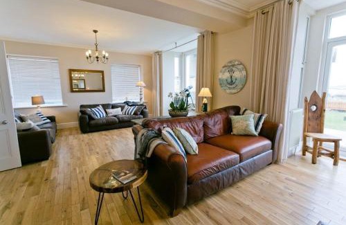 Rhosneigr House | Seaforth
