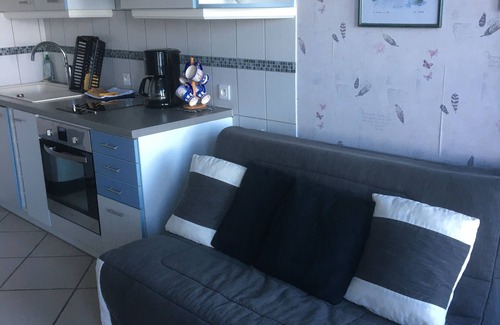 Grandcamp-Maisy Apartment | SEAFRONT APARTMENT