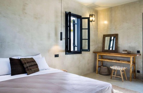Kounopetra Villa | Seafront Grie Waves
