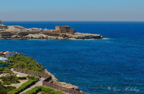 Marsalforn Apartment | Seafront Marsalforn