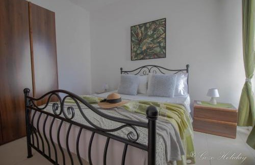 Marsalforn Apartment | Seafront Marsalforn
