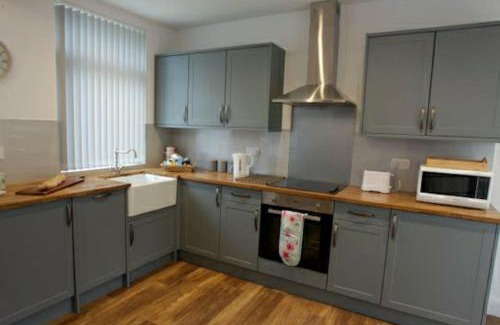 Redcar House | Seaglass Cottage - Redcar