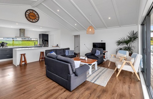 Karkari Peninsula House | Seaglass - Karikari Peninsula Holiday Home