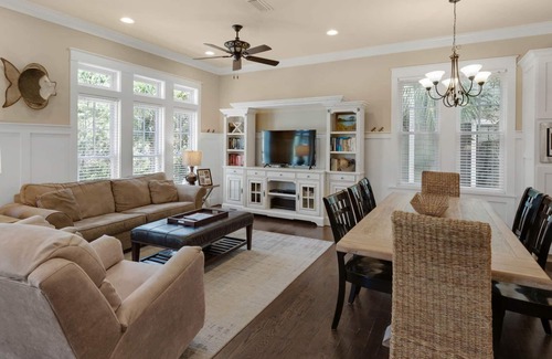 Seagrove Beach House | Seagrove 5BR, Deeded Beach, Pool, Sleeps 12 + Free Attraction Tickets!