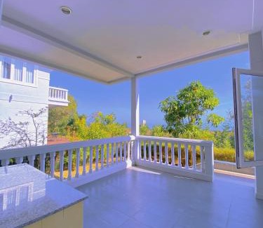 Phu Hai Beach Villa | SEALINKS VILLA