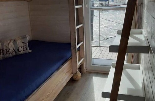 Fehmarn Boat Rental | "Sealodge I" Comfortable holiday residence