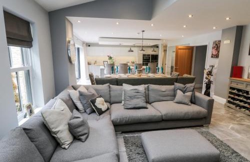 Scarborough House | Seamer Manor House