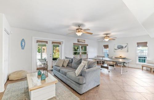 Vilano Beach House | Seamora Ocean Hot Tub Firepit