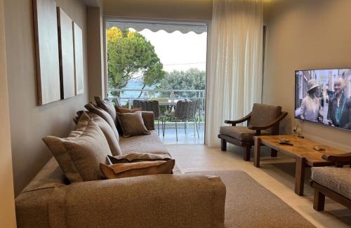 Oropos Apartment | SeaNfinity Spotless, 1BR Apt with Beach View