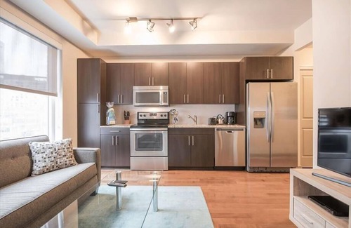 Seaport District Apartment | Seaport District 1 BR | Outdoor Pool | sun deck