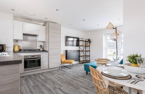 Hamworthy House | Seas the Day