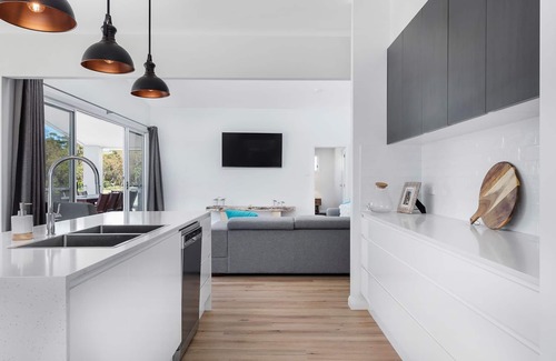 Narrawallee House | SeaSalt By The Sea Narrawallee