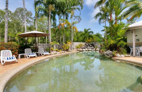 Port Douglas Apartment | Seascape Holidays at The Queenslander