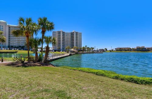 Miramar Beach House | Seascape Lakefront Villas 189- Don't Worry, Beach Happy