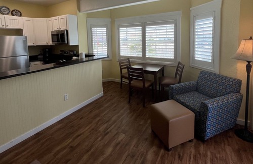 Port Aransas Hotel | Seashell Village Resort near the beach with kitchens