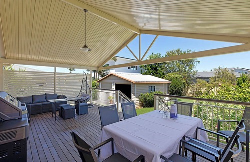 Long Jetty Apartment | Seashells on Eloora