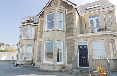 Porth Cottage | Seashore House