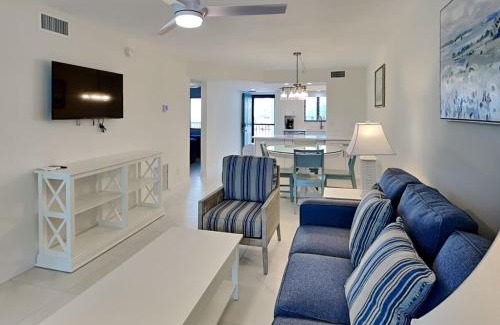 Mid Island Apartment | Seaside 207