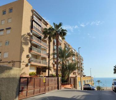 Coveta Fuma Apartment | Seaside Beach-Lounge Alicante