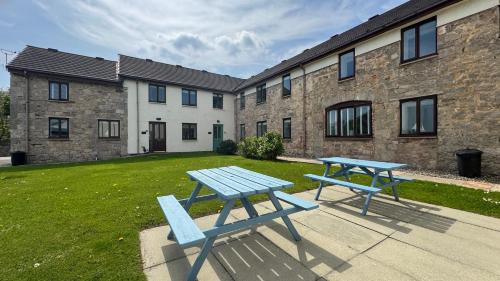 Llanddulas House | Seaside Cottage 2 Bedroom - Bron-Y-Wendon Holiday Park