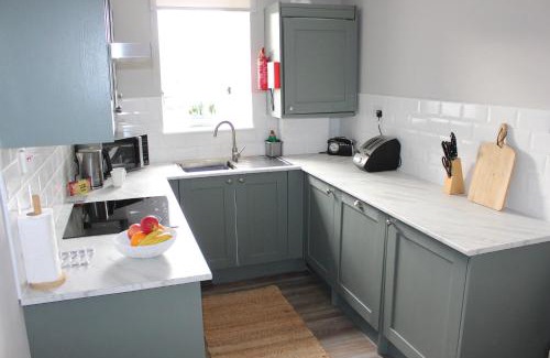 Llanddulas House | Seaside Cottage 2 Bedroom - Bron-Y-Wendon Holiday Park