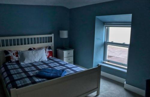 Tramore House | Seaside Cottage - Tramore