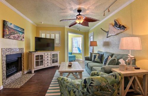 Port Aransas Apartment | Seaside Delight