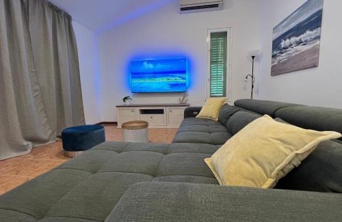 Pisak House | Seaside holiday house Pisak, Omis - 22862