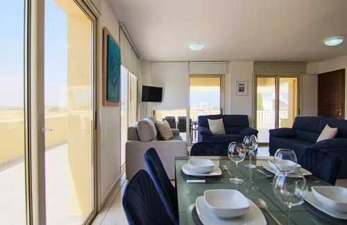 Pervolia Apartment | Seaside Luxury Flat Pervolia
