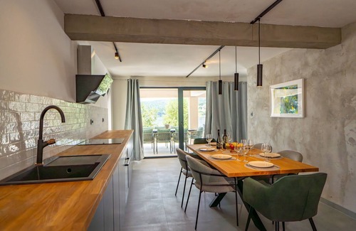 Sumartin House | Seaside luxury villa with a swimming pool Sumartin, Brač (K-5639)
