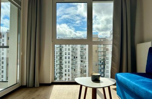 Nowy Port Apartment | Seaside Modern Box Apartment