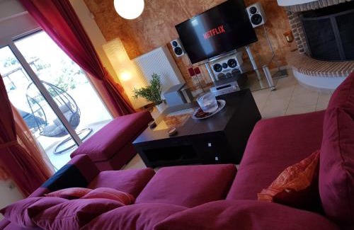 Nea Makri Apartment | 'Seaside Paradise' Elegant Apartment in Nea Makri