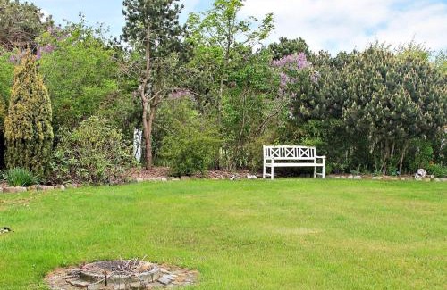 Dannemare House | Seaside Serenity in Hummingen-By Traum