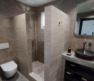 Galissas Apartment | Seaside Suite