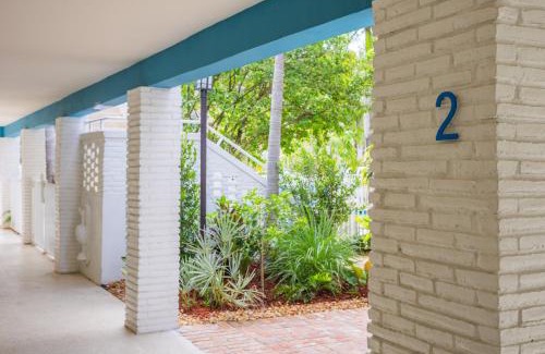 East Fort Lauderdale Hotel | Seaside Villas