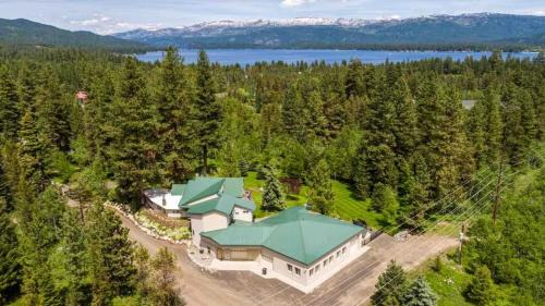 McCall House | Seasons at McCall by Casago McCall - Donerightmanagement