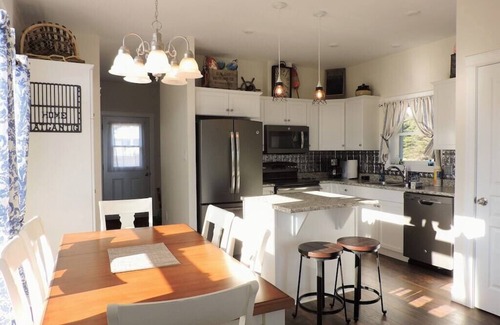 Seawall Condo | SeaStar Ocean Front Condo