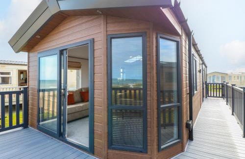 Bacton House | Seaview Lodge