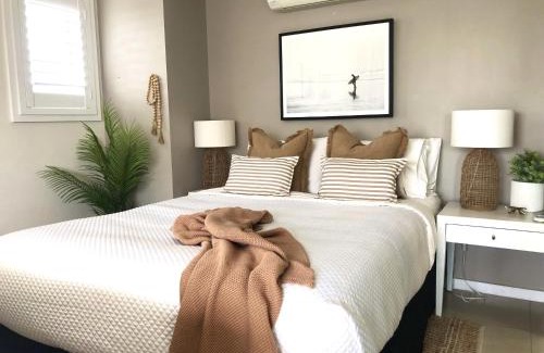 Kiama Apartment | Seaview-Waterfront-Shutters by the Sea-On the Coastal Walk-Private