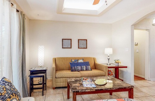 San Jacinto House | Seawall Secret
