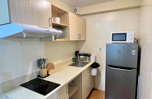 Sasa Condo | Seawind Condo 2 BR Facing Samal View