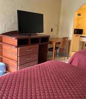 Historic Downtown Kissimmee Hotel | Sebastian Inn