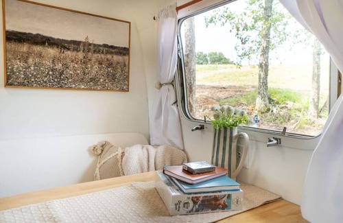 Walnut Shade House | Secluded Airstream Stay on Ranch